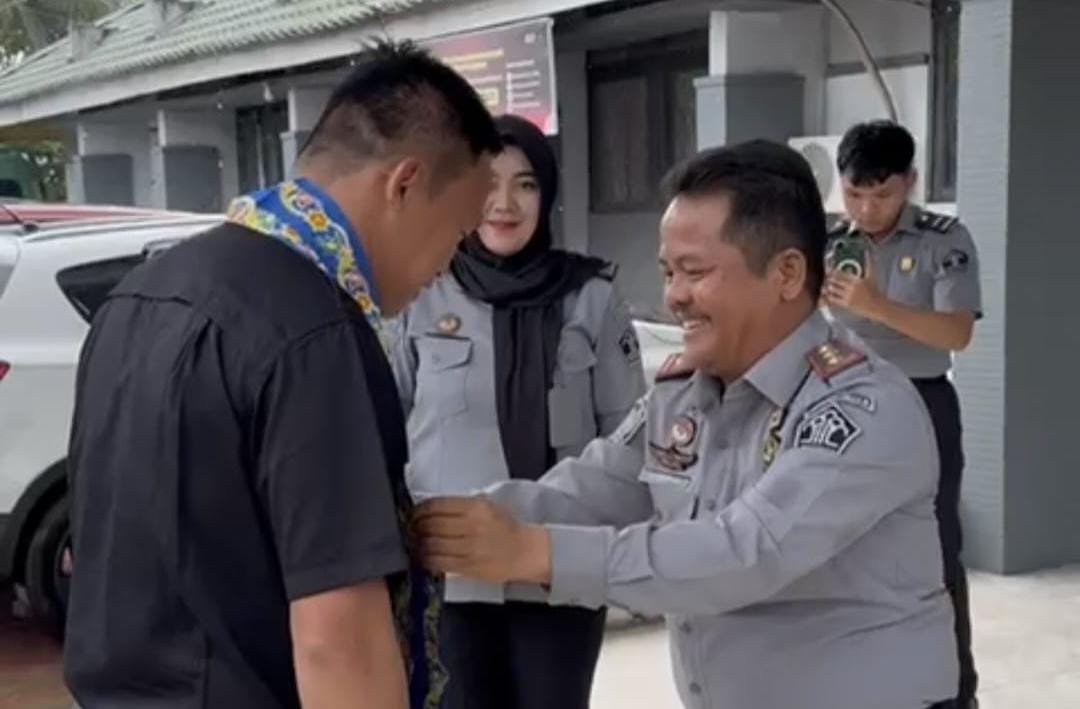 Daud Yordan Kunjungi Lapas Ketapang, Dapat Sambutan Hangat