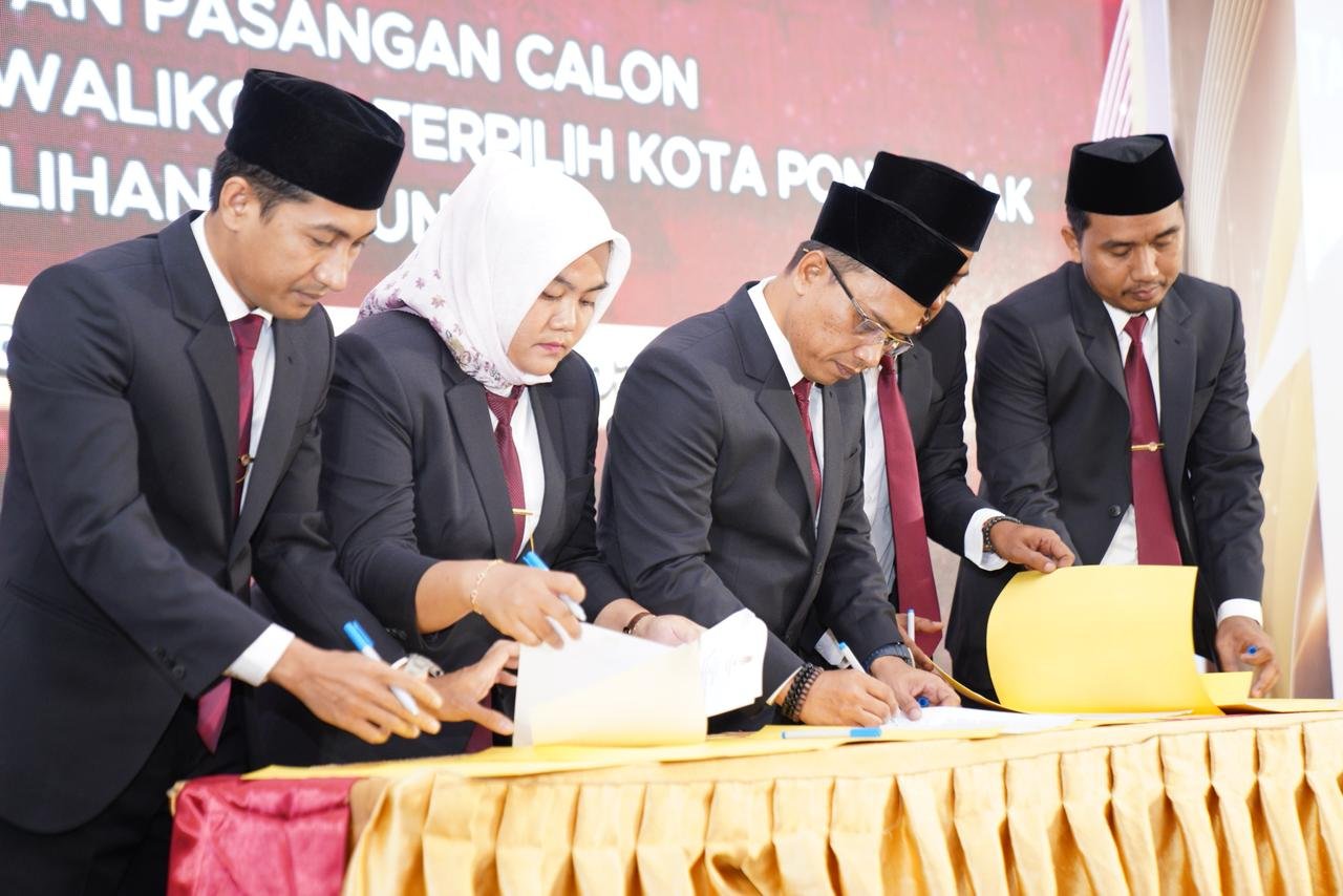 Edi Kamtono-Bahasan Resmi Ditetapkan sebagai Pasangan Wako dan Wawako Pontianak Terpilih