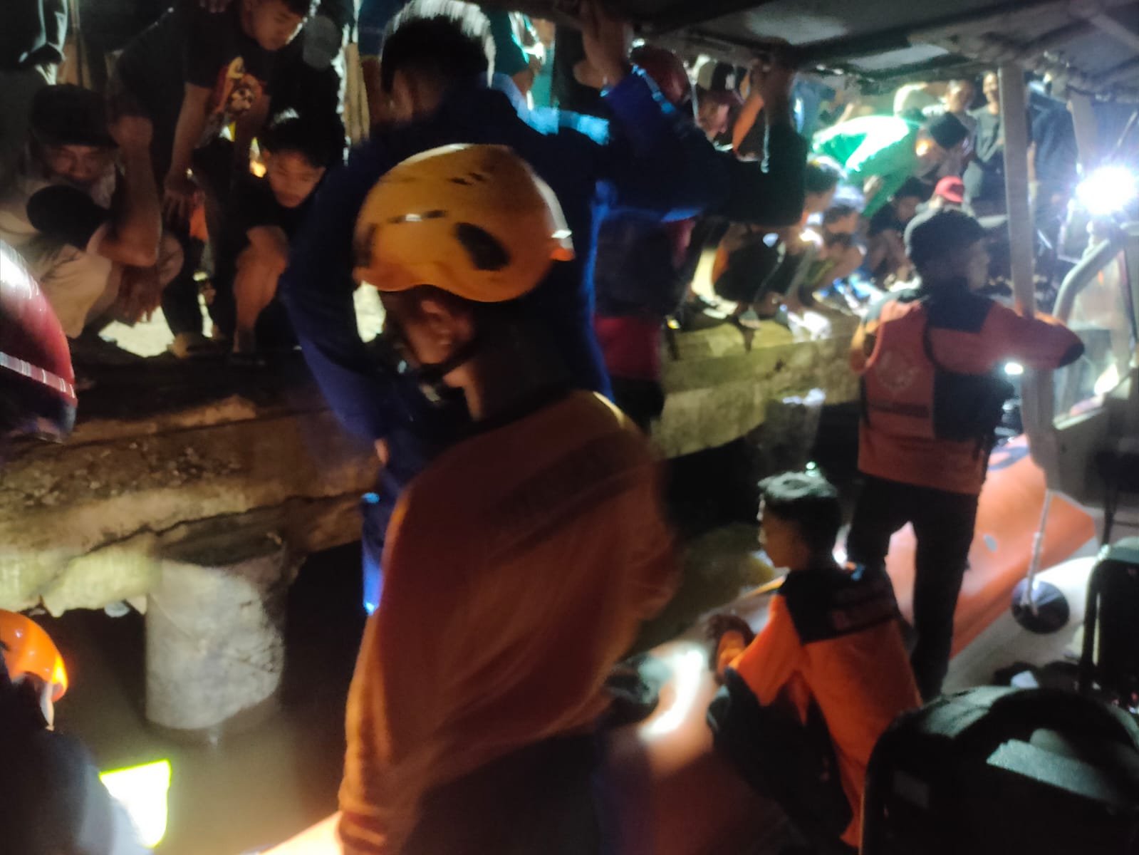 Warga Pontianak Hilang Saat Menyelamatkan Potongan Besi di Sungai Kapuas