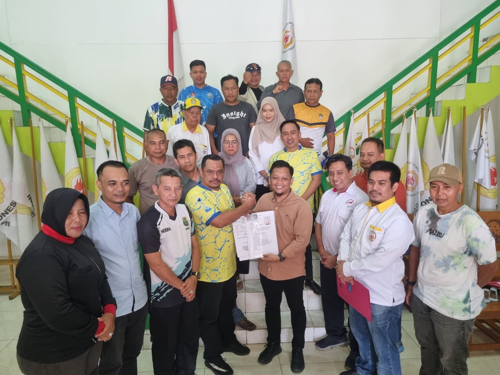 Kantongi Dukungan 80 Persen Pemegang Suara, Theo Resmi Daftarkan Diri Sebagai Calon Ketua KONI Ketapang