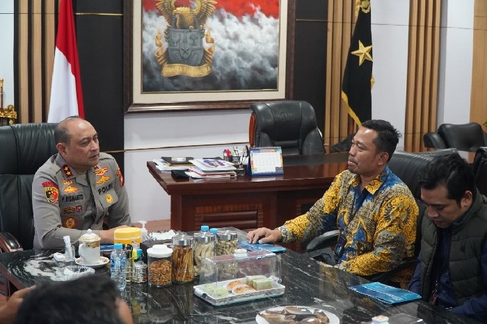 Kolaborasi Kuat PLN - Polda Kalbar: Sukseskan Pengembangan Infrastruktur Kelistrikan untuk Ekonomi Kerakyatan dan Keberlanjutan Kalimantan Barat