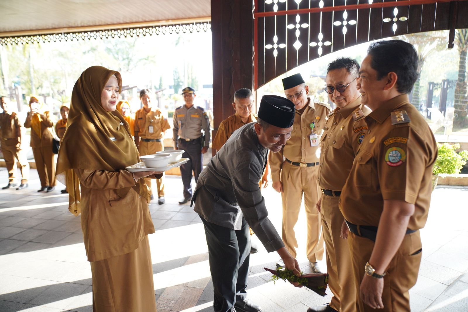 Pimpin Apel Perdana, Edi Kamtono Minta ASN Mampu Adaptasi dan Peka Kondisi Lapangan