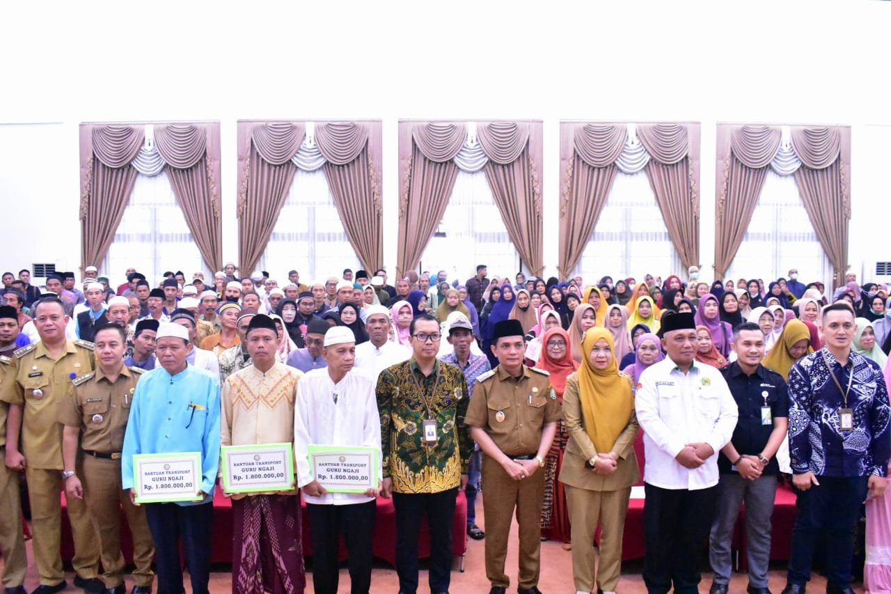 Pemkot Pontianak Salurkan Bantuan Operasional kepada 400 Guru Ngaji Tradisional
