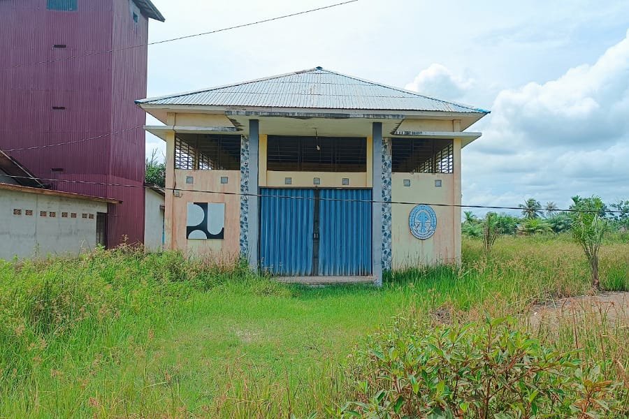Tempat Pengolahan Sampah di Desa Pesaguan Kiri Tak Berfungsi