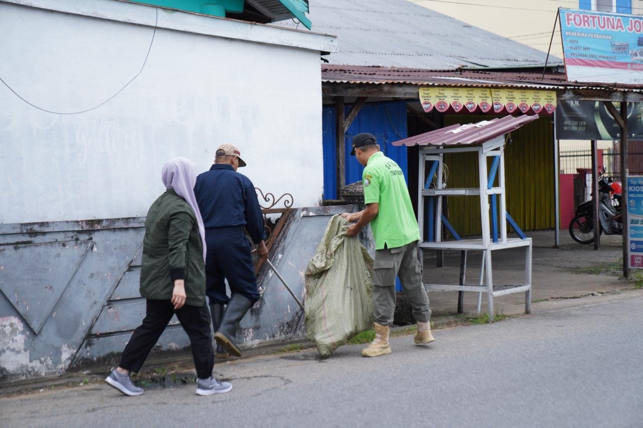 Wako Edi Apresiasi Warga Giatkan Aksi Gotong Royong Antisipasi Genangan