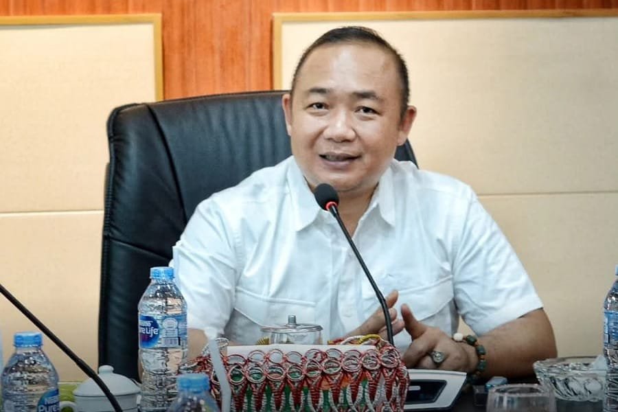 Minimalisir Masalah Kebun, Bupati Alex Bentuk Tim