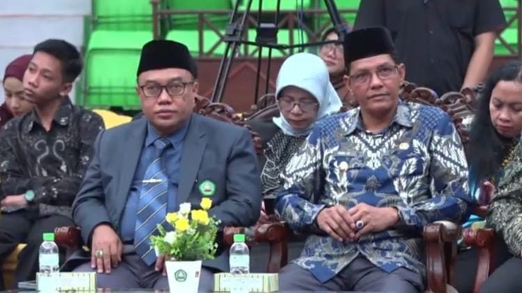 Wujud Nyata Komitmen SDM Kesehatan, Wabup Kayong Utara Hadiri Baiat Dokter Muslim FK Unisma