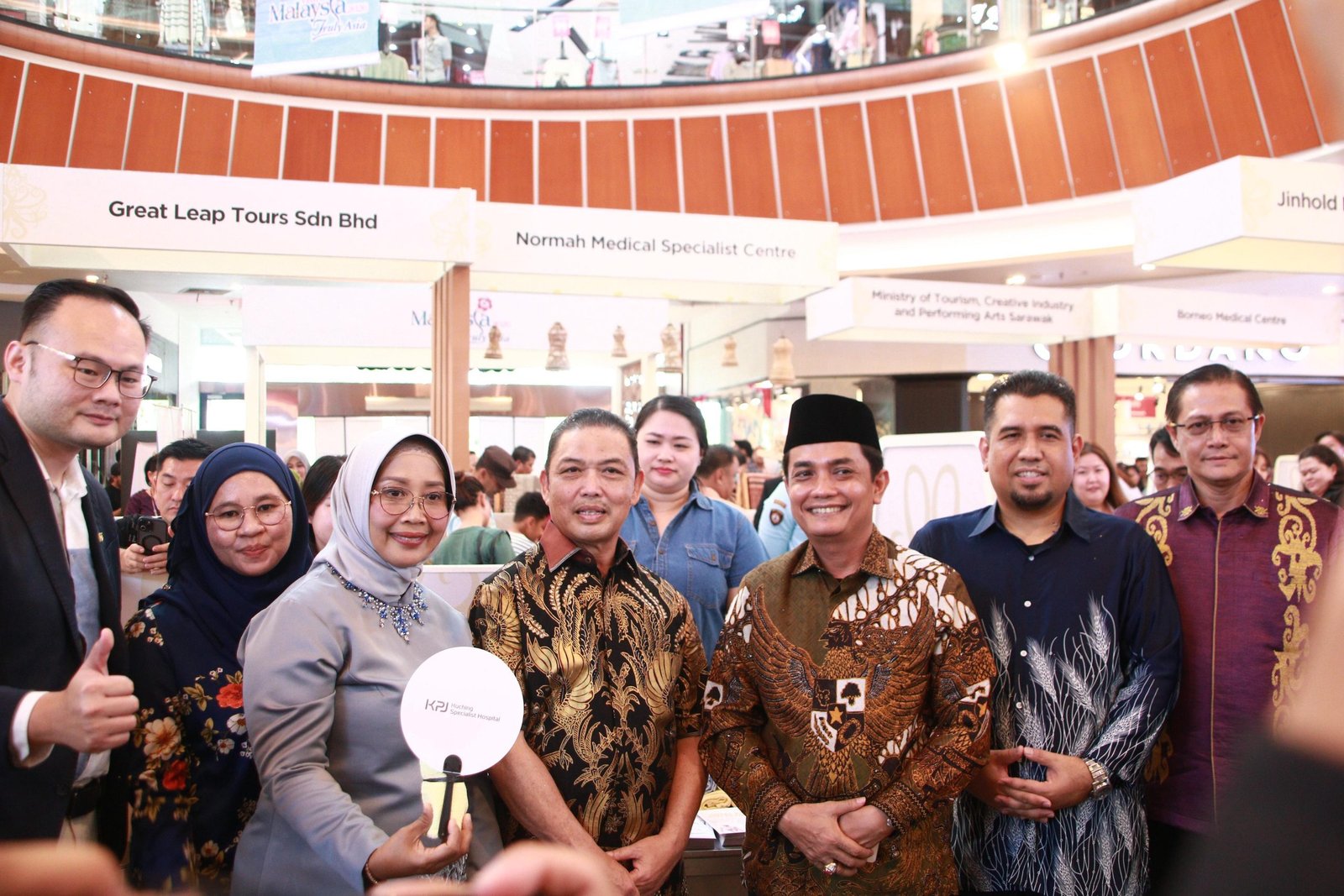 Bahasan Sambut Baik Rencana Rute Penerbangan Internasional Pontianak - Kuala Lumpur