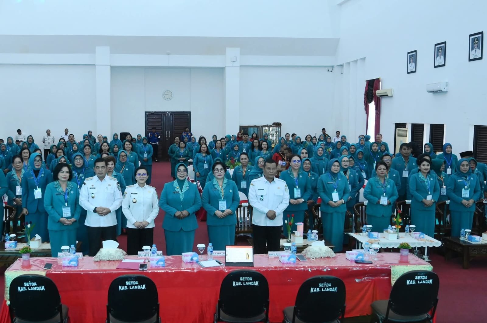 Ketua TP PKK Ketapang Hadiri Rakerda PKK X se-Kalbar di Landak