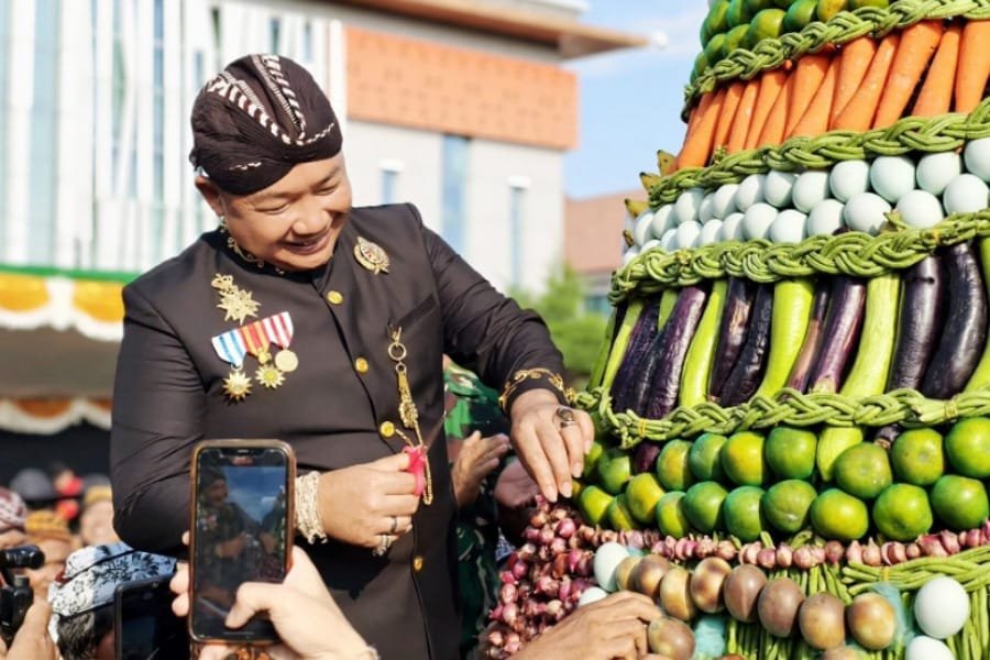 Peringati Grebeg Suro 2025, Bupati Alex Sebut Ketapang Rumah Bersama