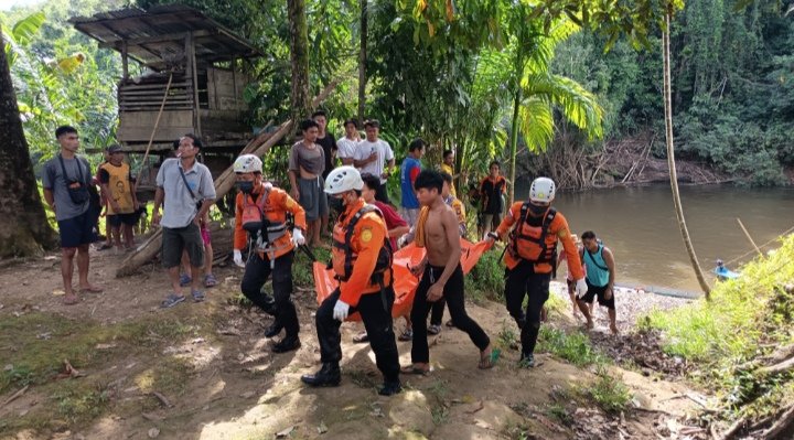 Hilang Saat Bermain Bola, Dilan Ditemukan Meninggal di Dalam Hutan