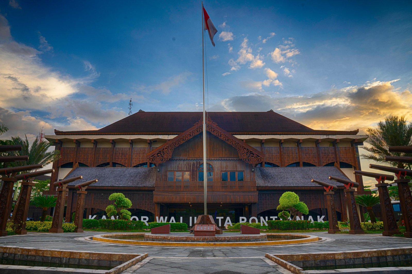 Pemkot Imbau Semua Pihak Pasang Bendera Merah Putih Sebulan Penuh Rayakan HUT RI