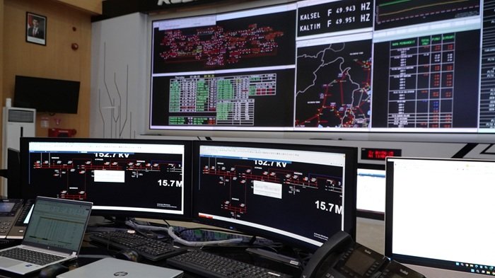 Pejuang Kelistrikan PLN UP2B Kaltimra Pastikan Terang Kemerdekaan Sambut HUT ke-80 RI