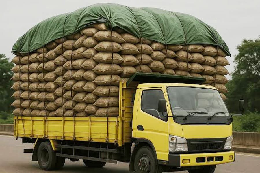 Jasa Angkutan di Ketapang Diimbau Tak Bermuatan Melebihi Kapasitas