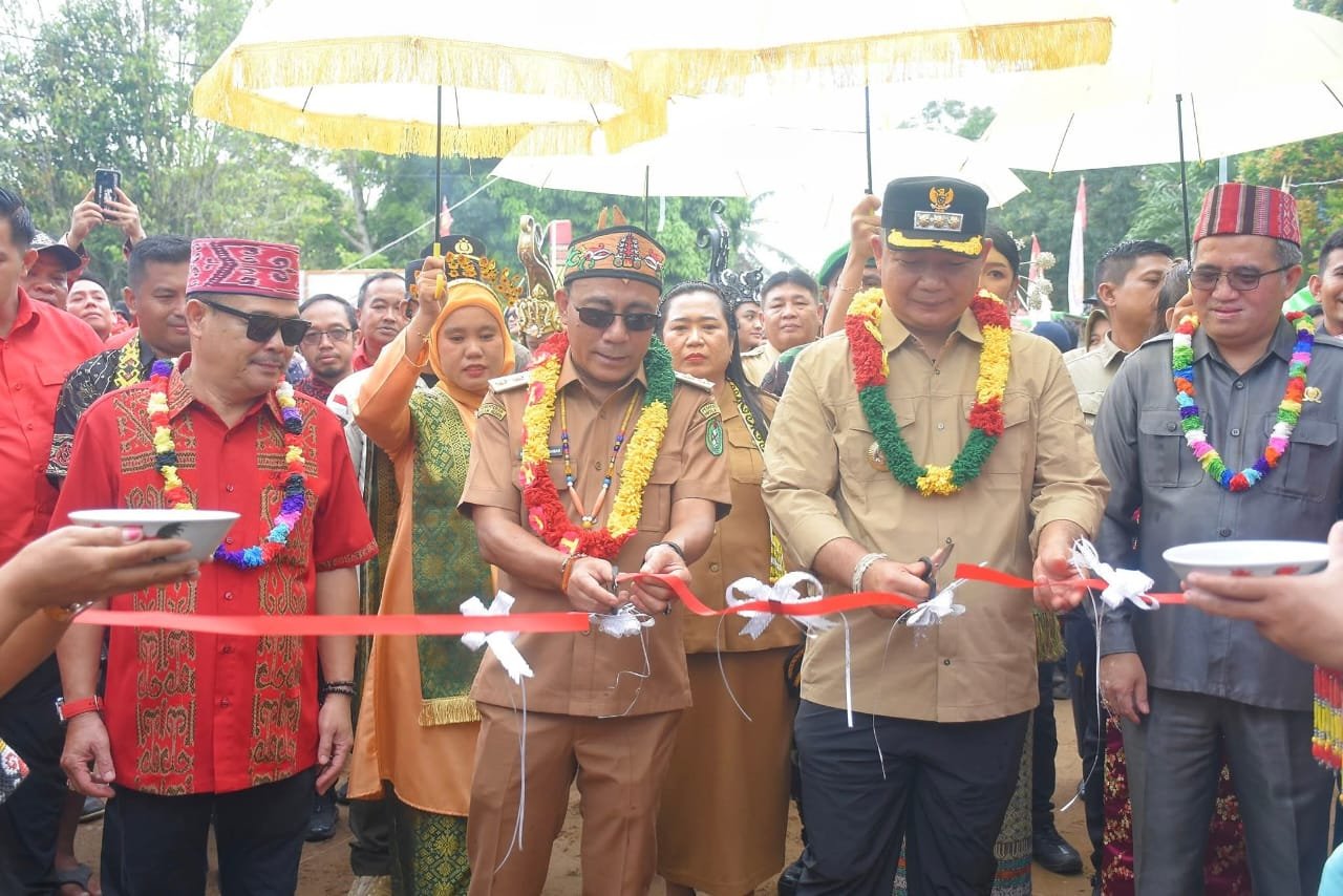 Festival Seni Budaya Balai Berkuak II, Wagub Kalbar Tekankan Pentingnya Jaga Keaslian Budaya di Era Modernisasi