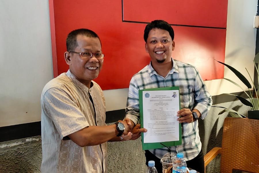 Kolaborasi Akademik dan Dunia Jurnalistik, Prodi KPI STAI Al-Haudl Ketapang dan AJK Teken MoU