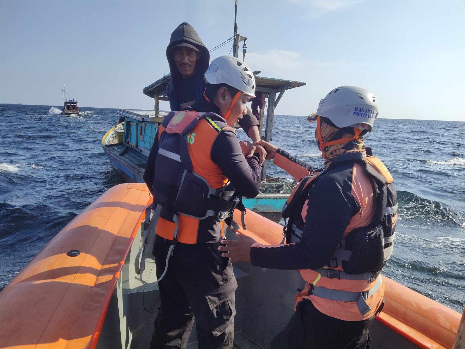 Tim SAR Gabungan Kembali Selamatkan Nelayan Mati Mesin di Ketapang