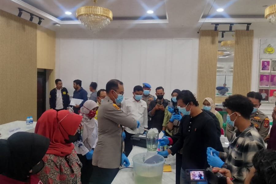 Polres Ketapang Musnahkan 313 Gram Sabu