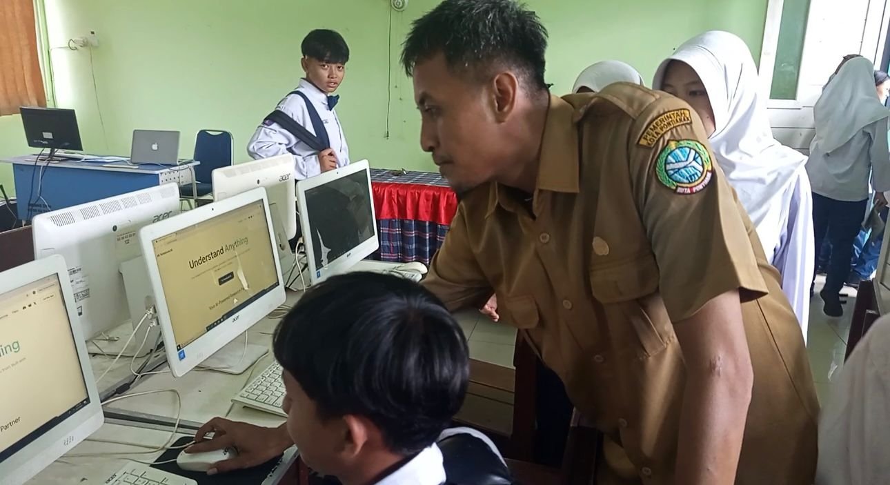 Manfaatkan AI Mengajar Bahasa Inggris, Yudha Raih Penghargaan UNESCO