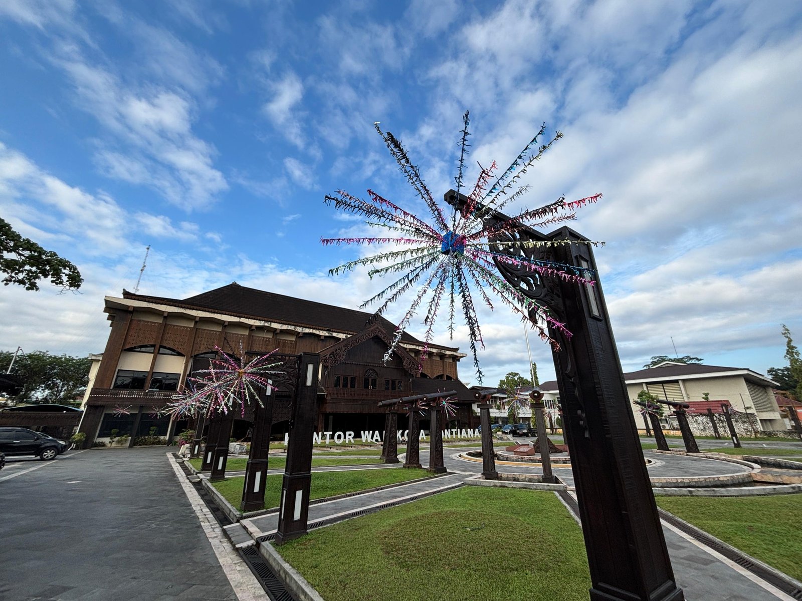 Semarak Hari Jadi ke-254, Pemkot Pontianak Imbau Warga Pasang Manggar, Kenakan Pakaian Telok Belanga dan Baju Kurong