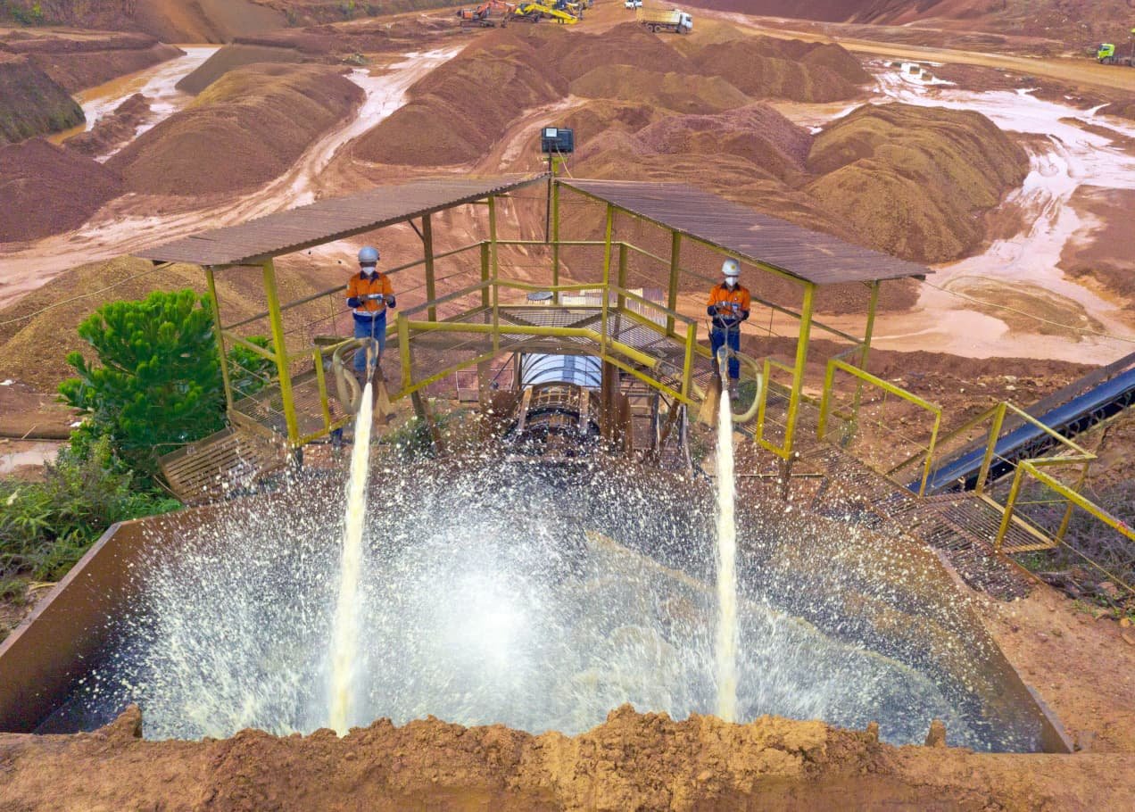 Tenaga Kerja di CMI Didominasi Putra Daerah, Bukti Komitmen Berdayakan Masyarakat Lokal