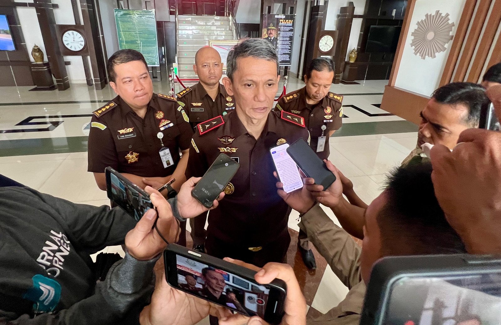 Baru Masuk Kerja, Kajati Emilwan Ridwan Tekankan Integritas dan Profesionalisme Jajaran