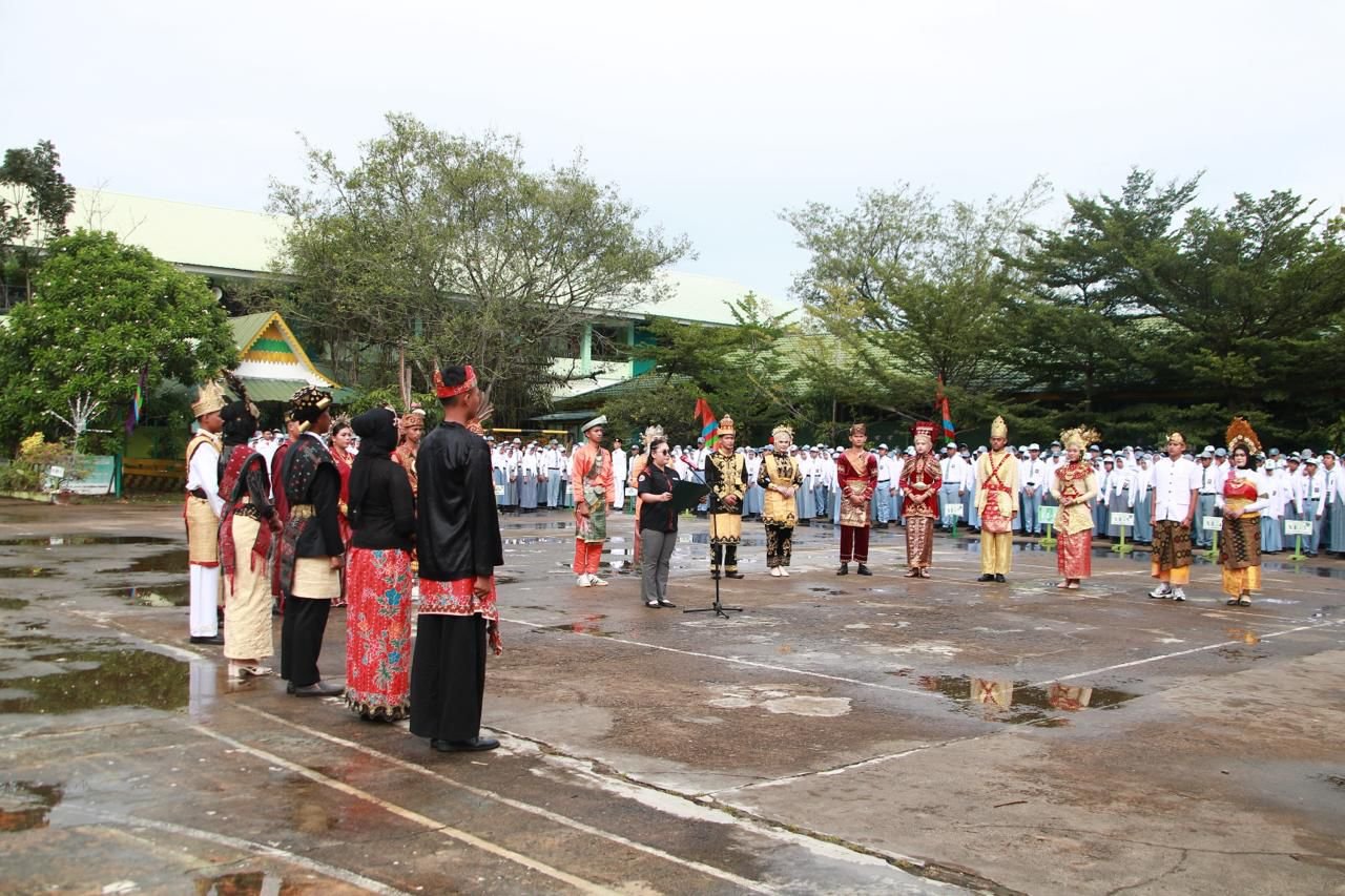 Bahasan: Pemuda Penentu Sejarah