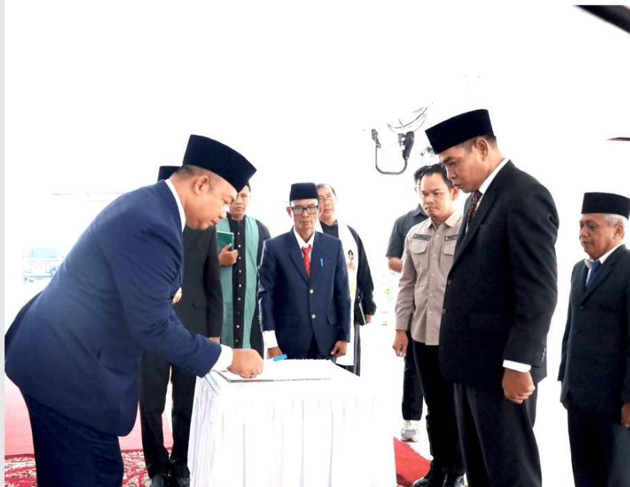 Bupati Ketapang Lantik Dewan Pengawas RSUD dr. Agoesdjam, Tegaskan Kesehatan Jadi Prioritas Utama