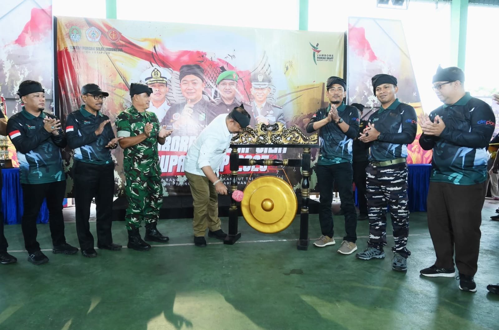 Alexander Wilyo Tutup Jambore Pencak Silat 2025, Ajak Para Pesilat Jaga Warisan Budaya