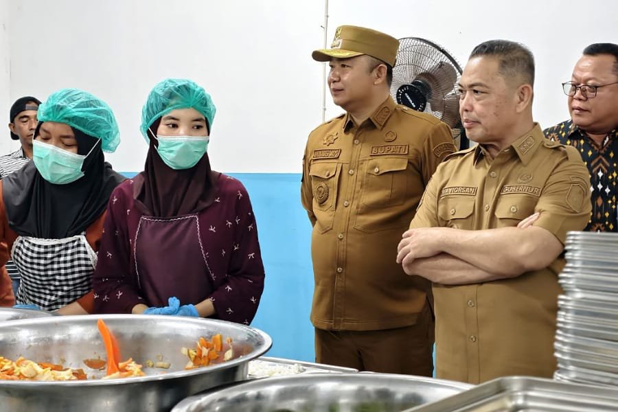 Gubernur Kalbar Tinjau Dapur MBG di SPPG Ketapang