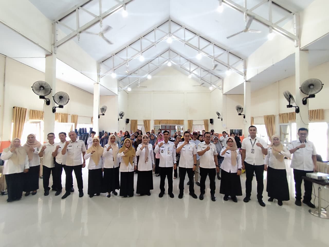 DPMPTSP Pontianak Gelar Sosialisasi Sekaligus Pendampingan Pelaku UMKM Daftar NIB lewat OSS