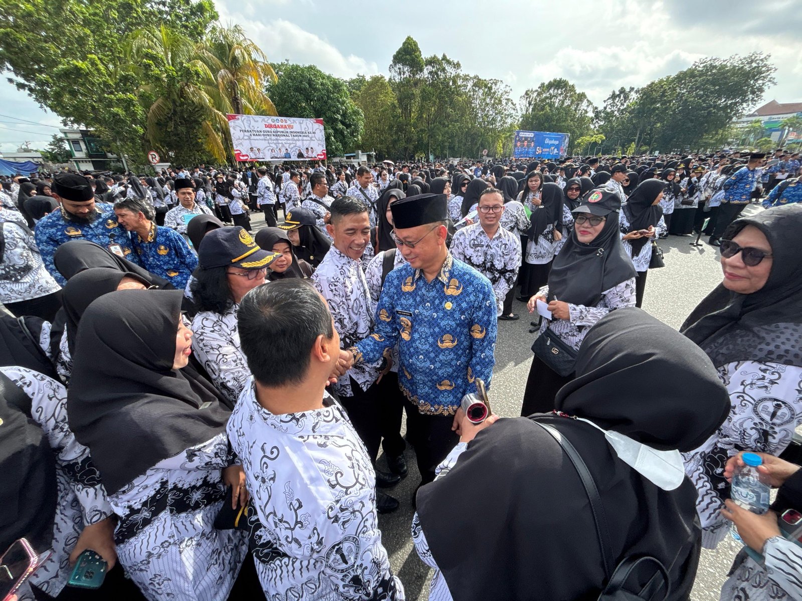 Momen Peringatan Hari Guru Nasional, Guru Harus Jaga Citra Positif dan Jadi Tauladan