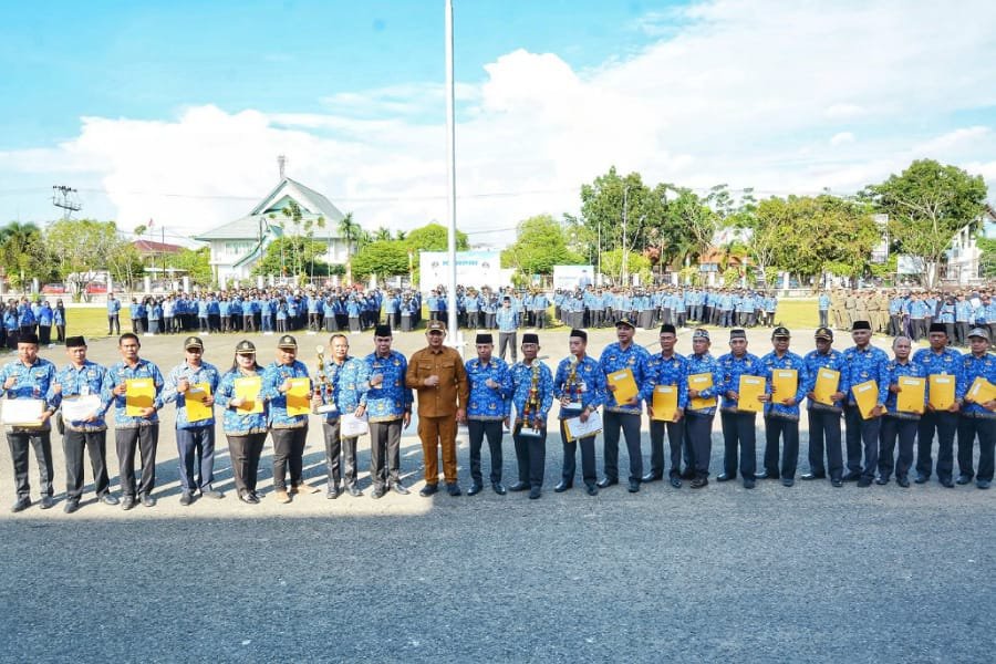 Bupati Ketapang Pimpin Apel Gabungan Peringati HUT ke-54 Korpri