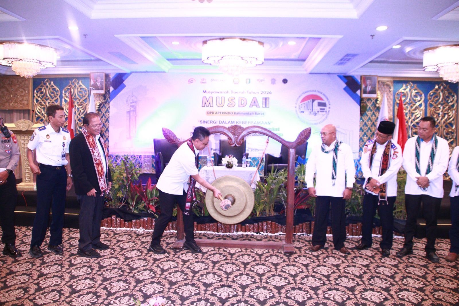 Wali Kota Pontianak Buka Musda II Aptrindo Kalbar