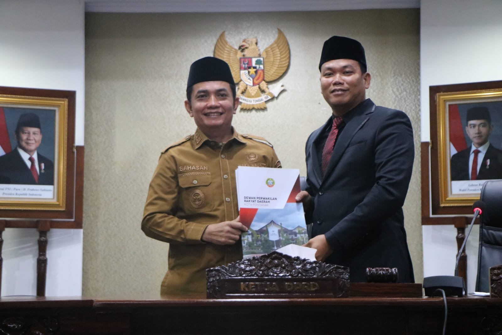 Fraksi-fraksi di DPRD Sepakati Lanjut Pembahasan Tiga Raperda Kota Pontianak