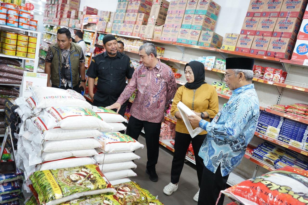 Stok Sembako Cukup, Wako Pontianak Imbau Warga Tak Panic Buying