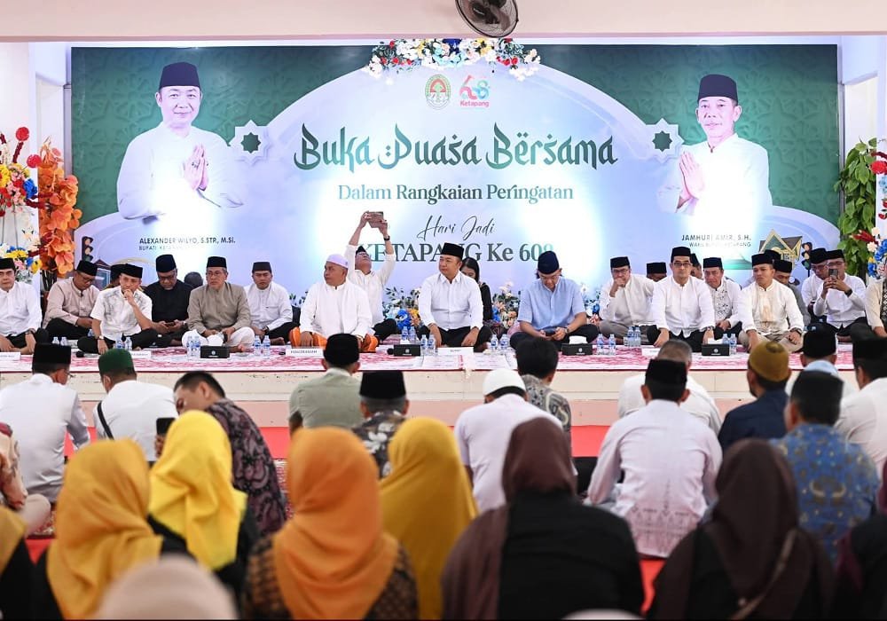 Buka Puasa Bersama Peringati Hari Jadi, Bupati Ketapang Ajak Seluruh Elemen Terus Bersinergi