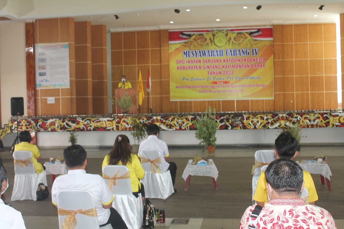 Dewan Pimpinan Cabang Ikatan Sarjana Katolik (DPC ISKA) Kabupaten Sintang menggelar Musyawarah Cabang (Muscab) ke IV, di Balai Kenyalang, Sabtu (21/08/2021). (Istimewa)