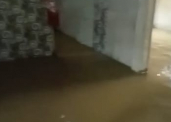 Kondisi salah satu rumah warga yang tergenang air.