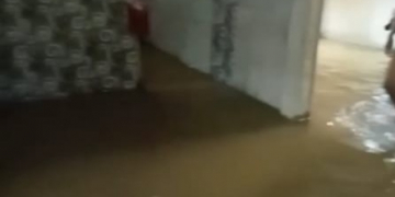 Kondisi salah satu rumah warga yang tergenang air.