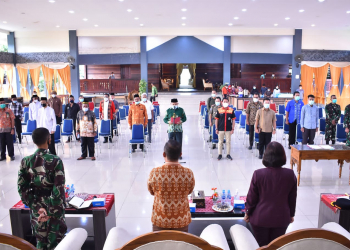 Keterangan foto: Pemerintah Daerah Kabupaten Sintang menggelar kegiatan deklarasi damai bersama lintas tokoh agama, tokoh adat, dan tokoh masyarakat se-Kabupaten Sintang, Jumat (10/09/2021) sore di Pendopo Bupati Sintang. (Istimewa)