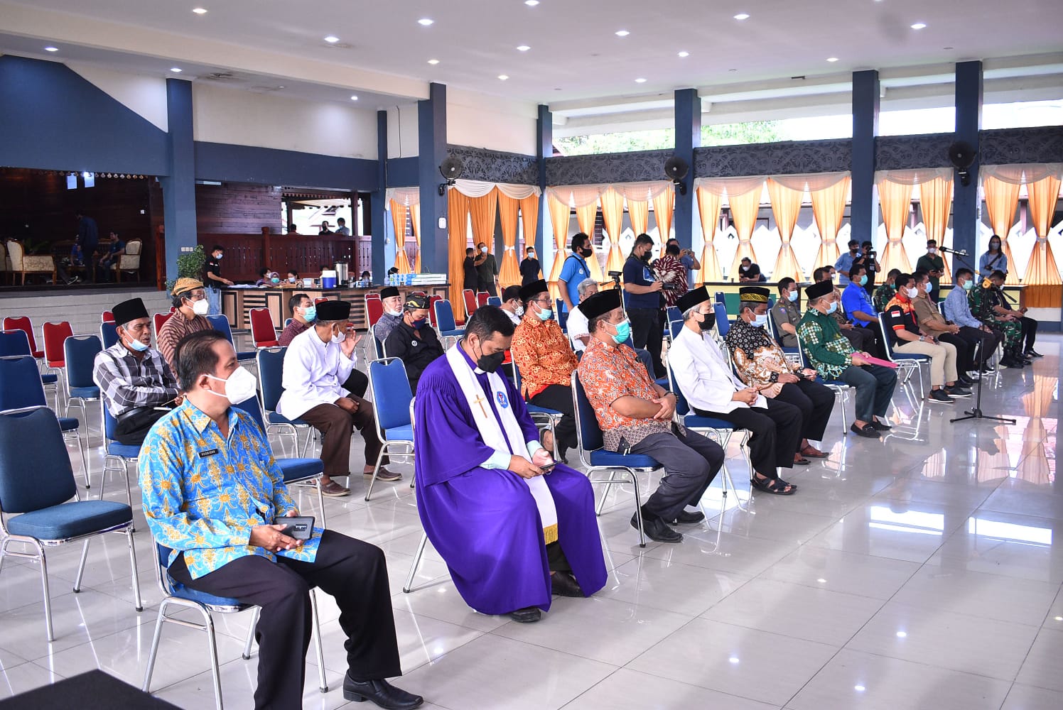 Sejumlah perwakilan tokoh lintas agama, tokoh adat dan tokoh masyarakat menghadiri deklarasi damai. (Istimewa)