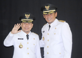 Keterangan foto: Bupati dan Wakil Bupati Sambas, Satono-Rofi. (Istimewa)