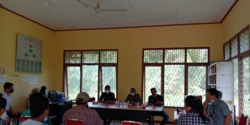 Rapat ini turut dihadiri oleh para pemilik tanah dan masyarakat yang tinggal di sekitar lokasi di Jalan Air Merah.