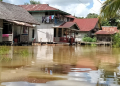 Banjir melanda Desa Mengkiang, Kapuas, Sanggau