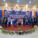 Ketua DPW Partai Nasdem Provinsi Kalbar, H Syarif Abdullah Alqadrie memukul gong sebagai tanda dibukanya Rakerda DPD Partai Nasdem Kabupaten Sanggau di Hotel Grand Narita Sanggau, Kamis (17/03/2022). Foto: Kiram Akbar/Equator Online