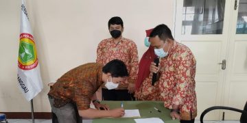 Pelantikan pengurus PPNI Kabupaten Sanggau Periode 2021-2026. Foto: Ist