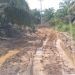 Jalan menuju Desa Balai Ingin, Kecamatan Tayan Hilir hancur bagaikan bubur. Foto: Kiram Akbar/Equator Online