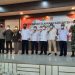 Ketua KONI Sanggau terpilih, Ibrahim (empat dari kiri) berfoto bersama Wakil Bupati Sanggau Yohanes Ontot (tengah) pada Musorkab VI KONI Kabupaten Sanggau di Hotel Harvey, Rabu (16/3/2022). Foto: Kiram Akbar/Equator Online