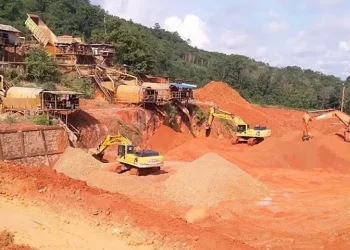 Ilustrasi Tambang Bauksit